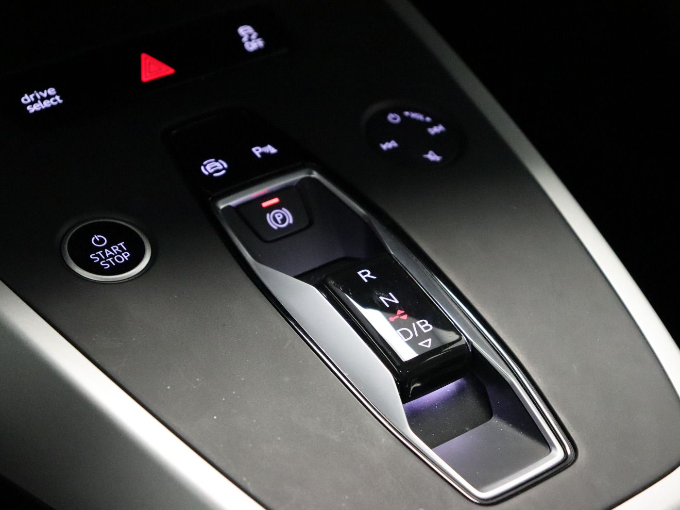 Fahrzeugabbildung Audi Q4 Sportback e-tron 35 e-tron |VirtualCP|STH|PDC