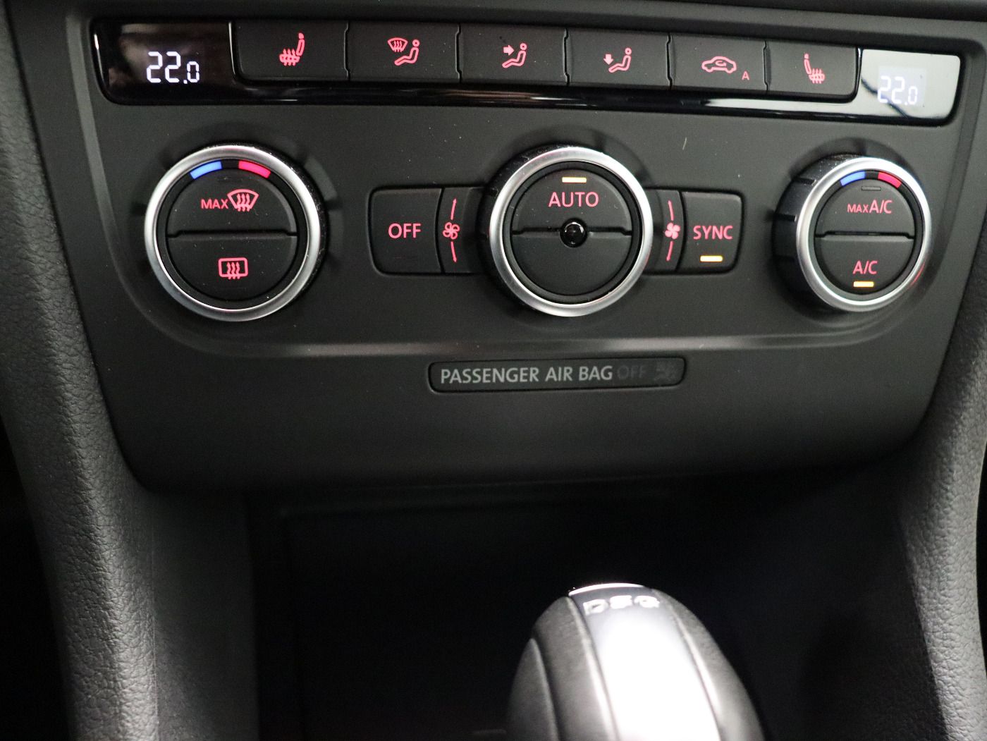 Fahrzeugabbildung Volkswagen Golf VI Cabriolet 1.4 TSI DSG Exclusive |2xKlima