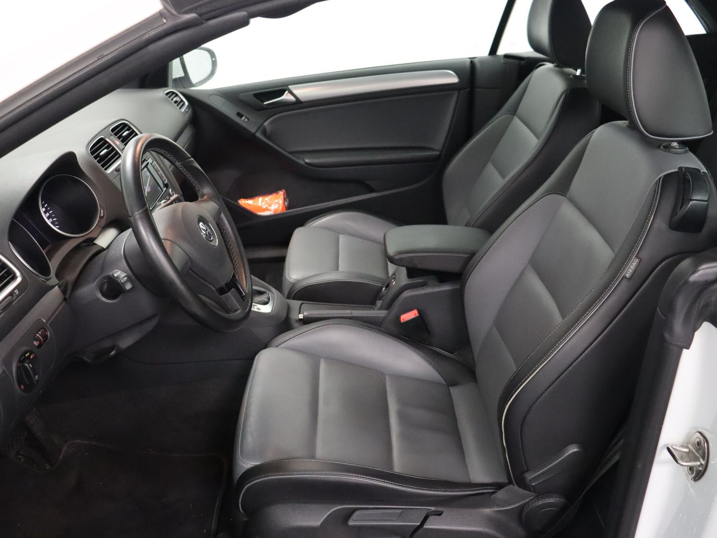Fahrzeugabbildung Volkswagen Golf VI Cabriolet 1.4 TSI DSG Exclusive |2xKlima