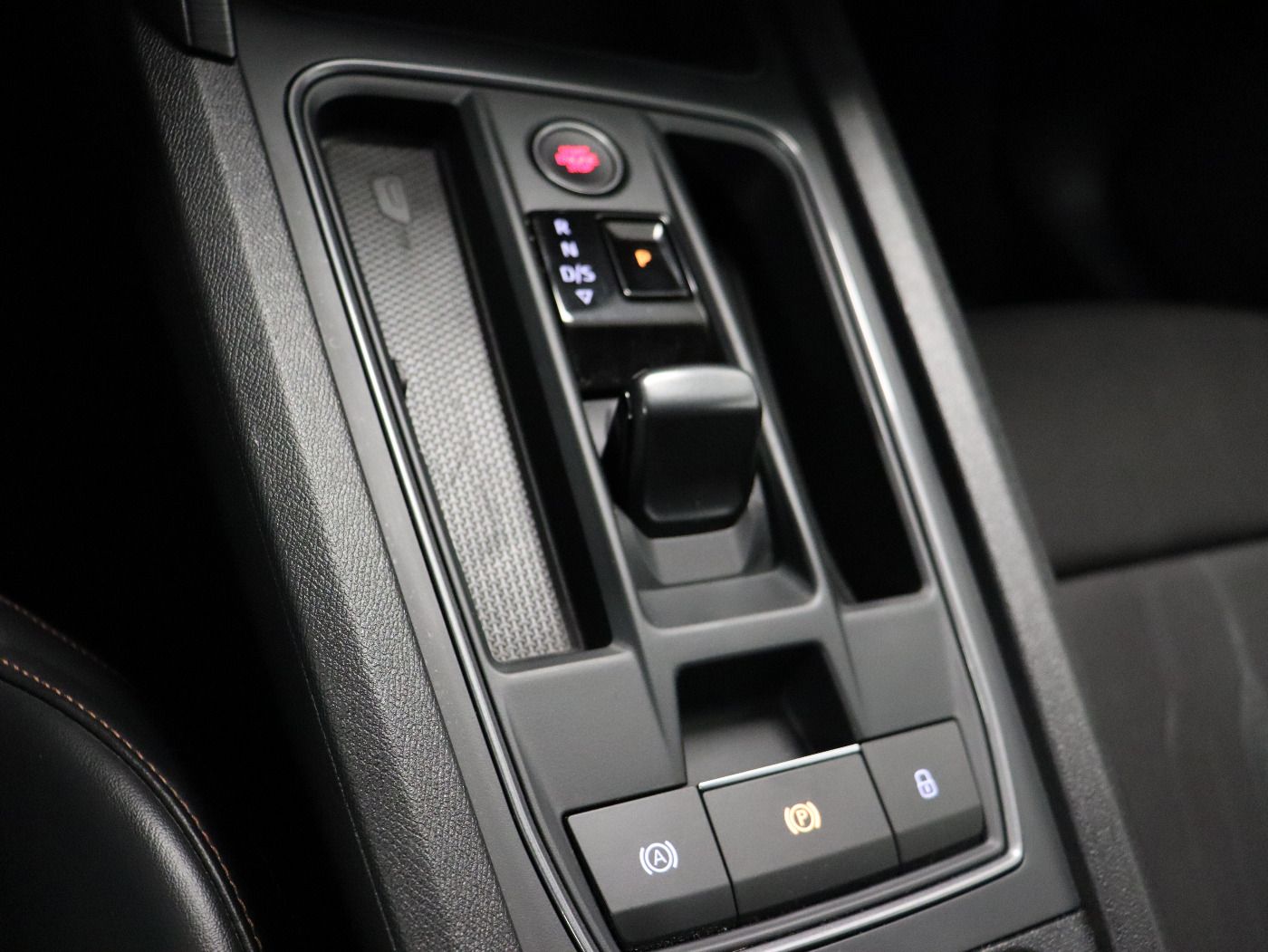 Fahrzeugabbildung CUPRA Formentor 2.0 TDI 4Drive DSG |FLA|ACC|KeyLess|LM