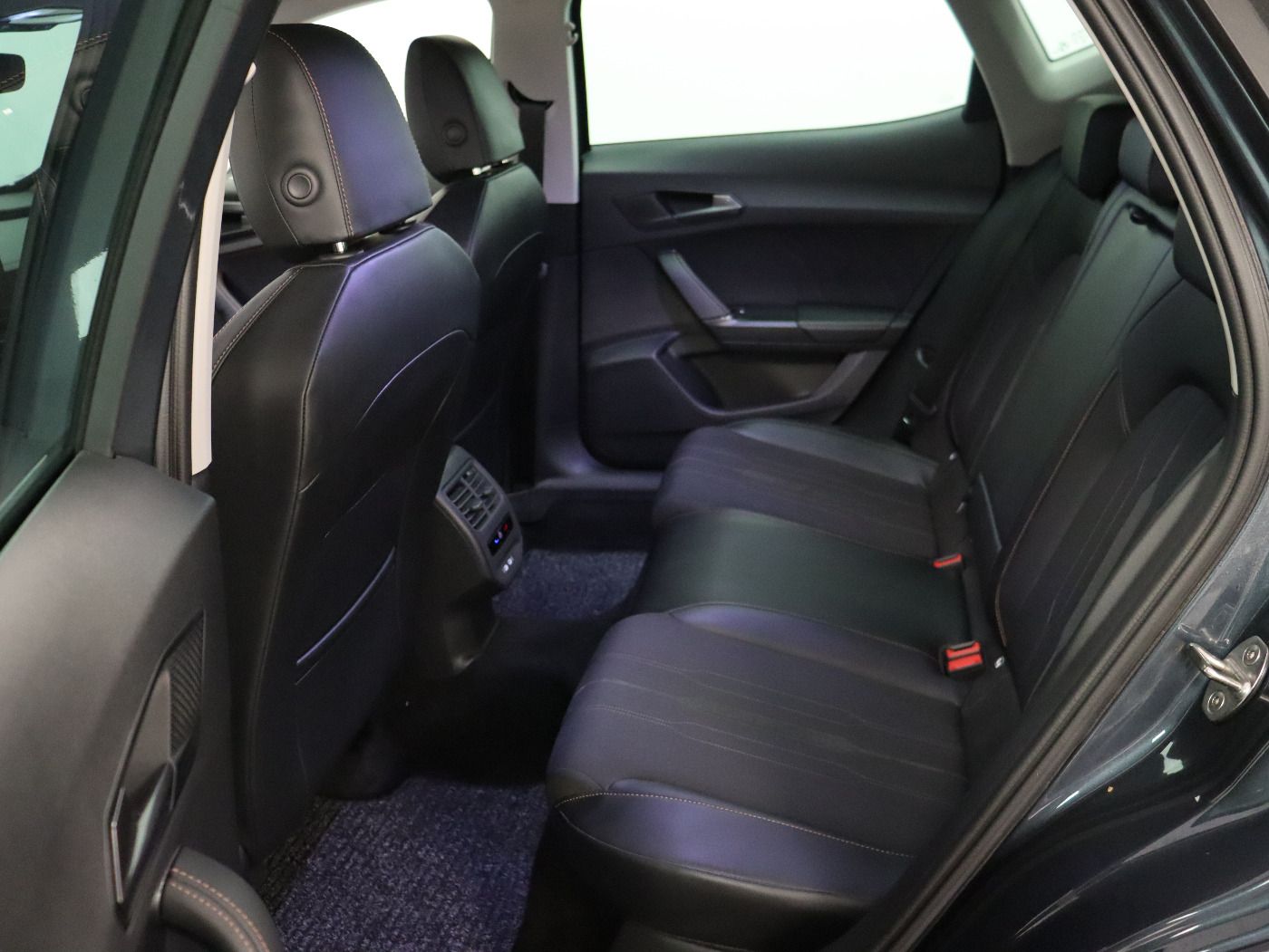 Fahrzeugabbildung CUPRA Formentor 2.0 TDI 4Drive DSG |FLA|ACC|KeyLess|LM