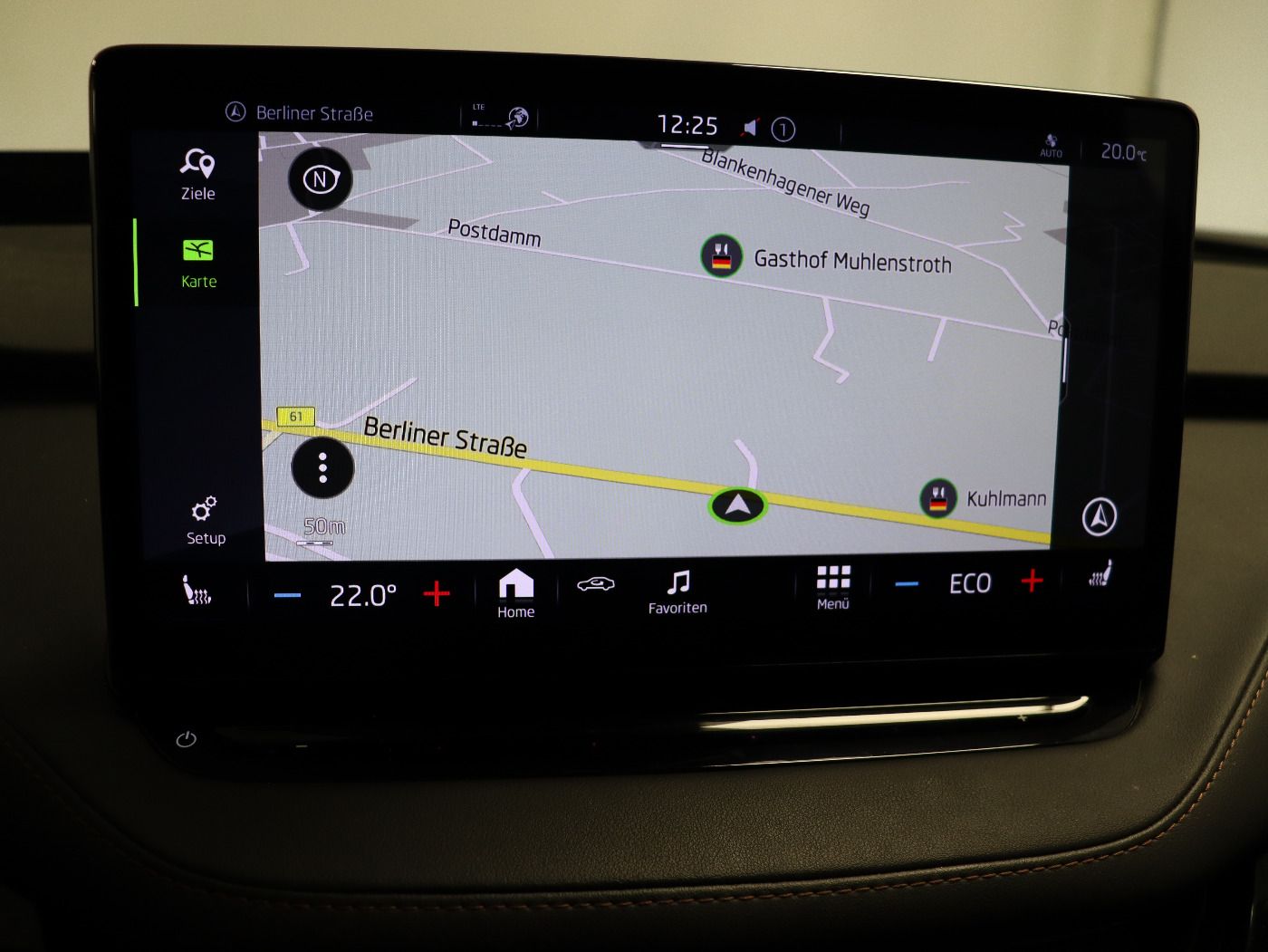 Fahrzeugabbildung SKODA Enyaq iV 80 Suite |FLA|ACC|WPumpe|HUD|SpurH|LED