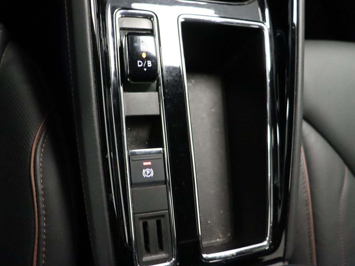 Fahrzeugabbildung SKODA Enyaq iV 80 Suite |FLA|ACC|WPumpe|HUD|SpurH|LED