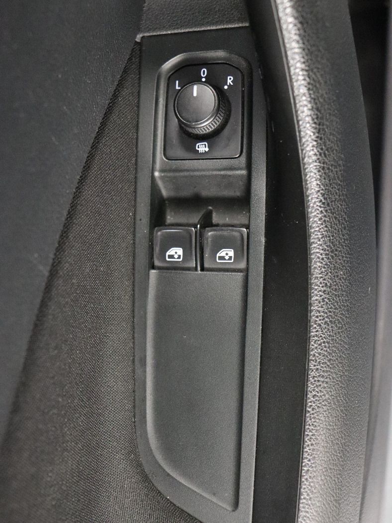Fahrzeugabbildung SKODA Kamiq 1.0TSI Active |W-Paket|PDC|SpurH|FLA
