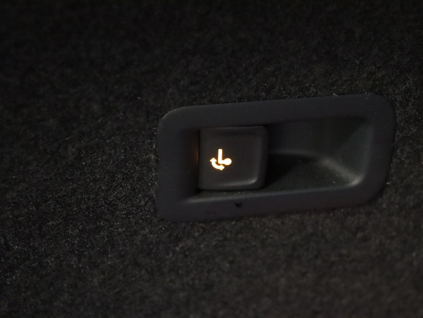 Fahrzeugabbildung CUPRA Formentor VZ |AHK|FLA|ACC|360|KeyLess|LM|elSitz