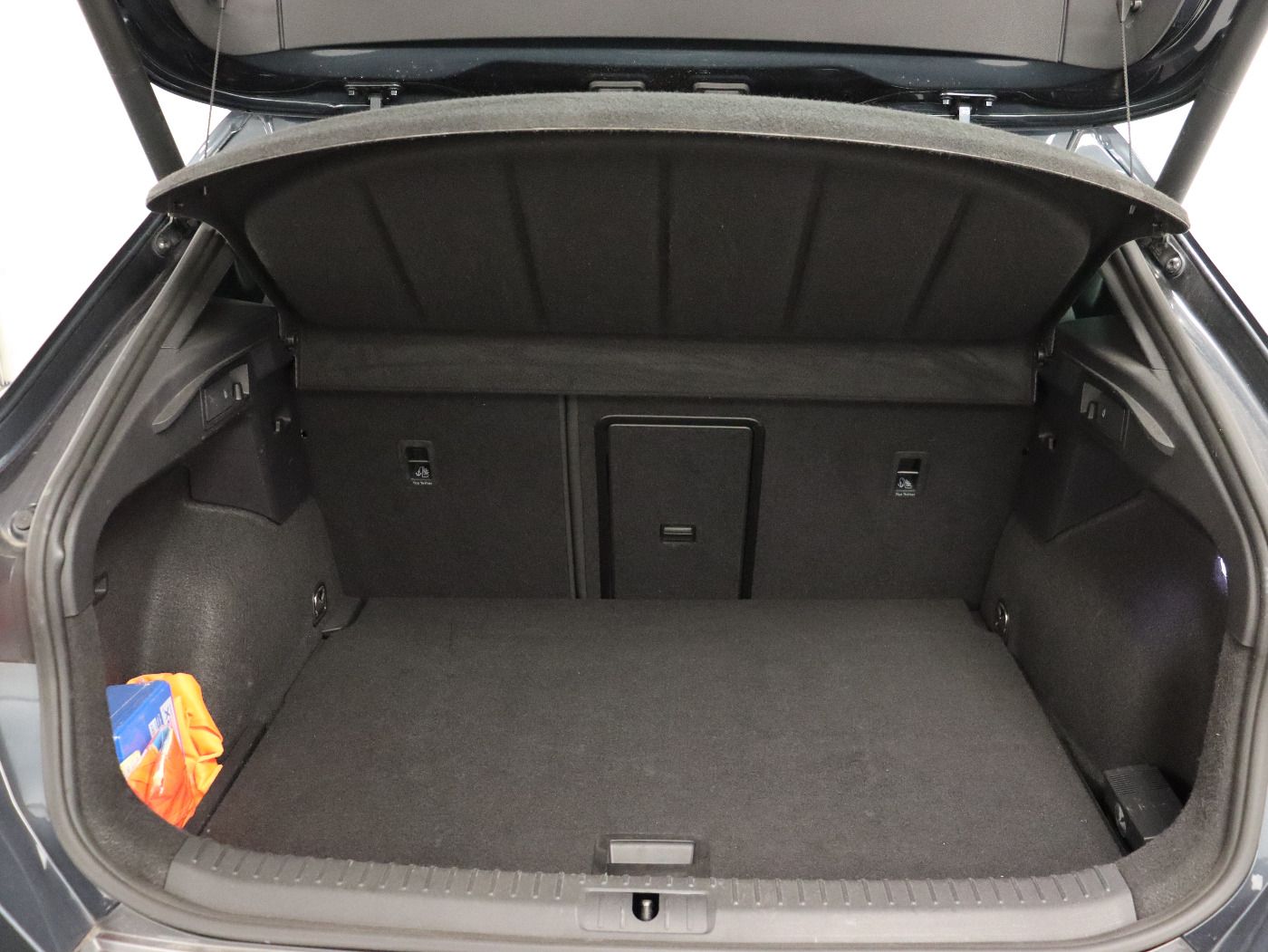 Fahrzeugabbildung CUPRA Formentor VZ |AHK|FLA|ACC|360|KeyLess|LM|elSitz