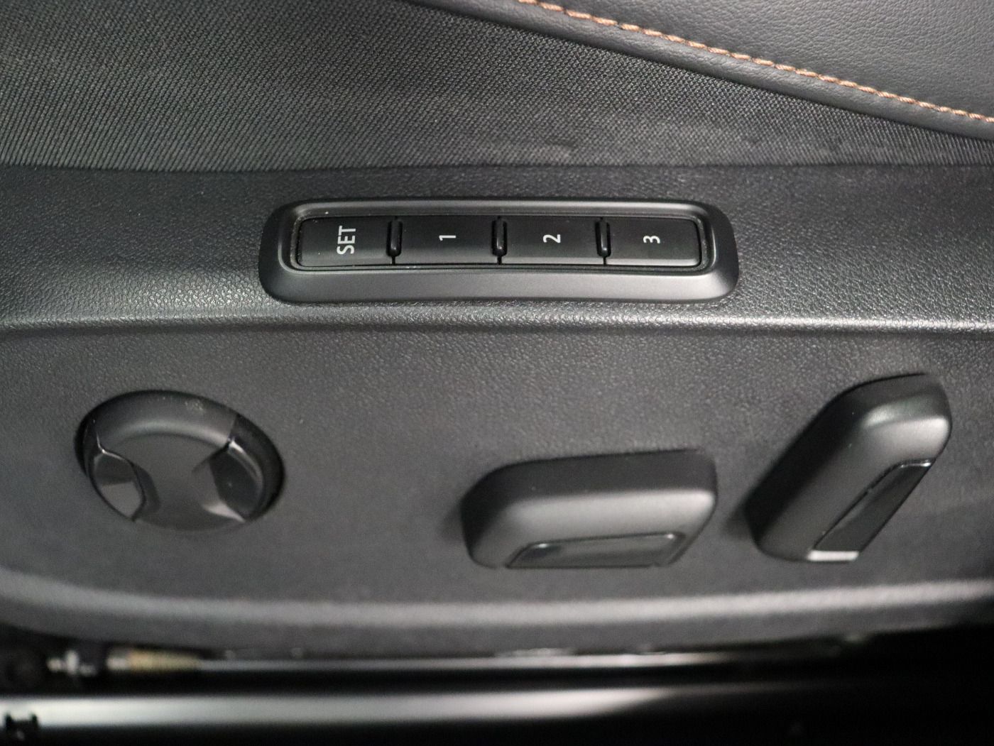 Fahrzeugabbildung CUPRA Formentor VZ |AHK|FLA|ACC|360|KeyLess|LM|elSitz
