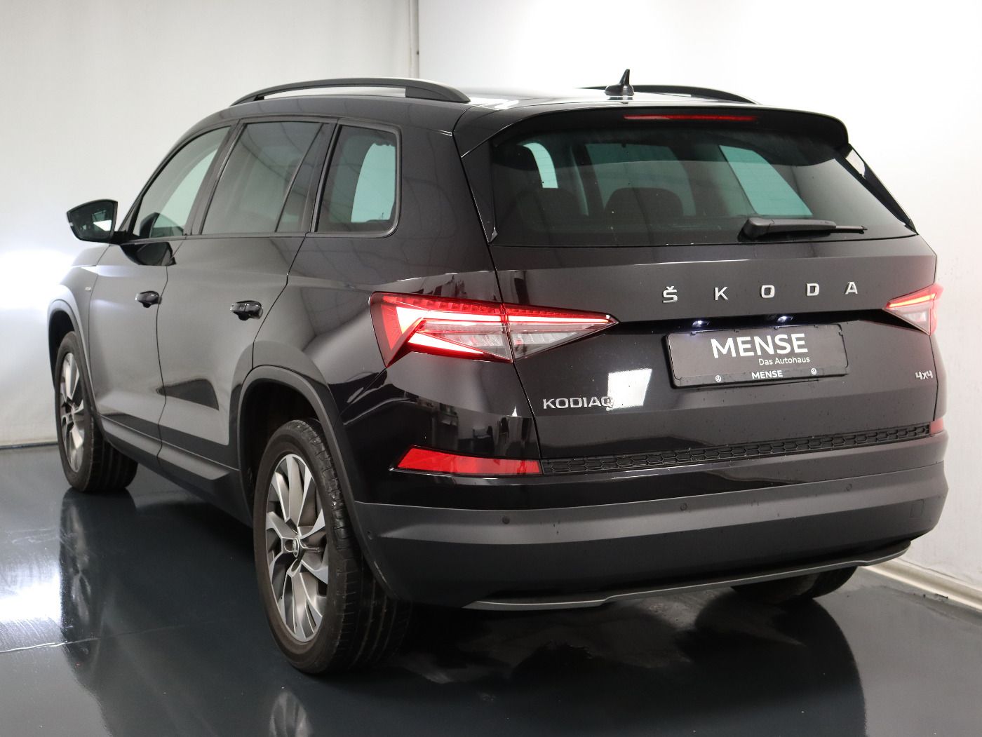 Fahrzeugabbildung SKODA Kodiaq 2.0 TDI Ambition |AHK|4xSHZ|ACC|ParkAss.