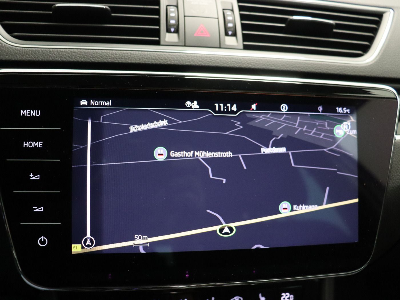 Fahrzeugabbildung SKODA Superb Combi 2.0 TDI 4x4 DSG Laurin & Klement L&