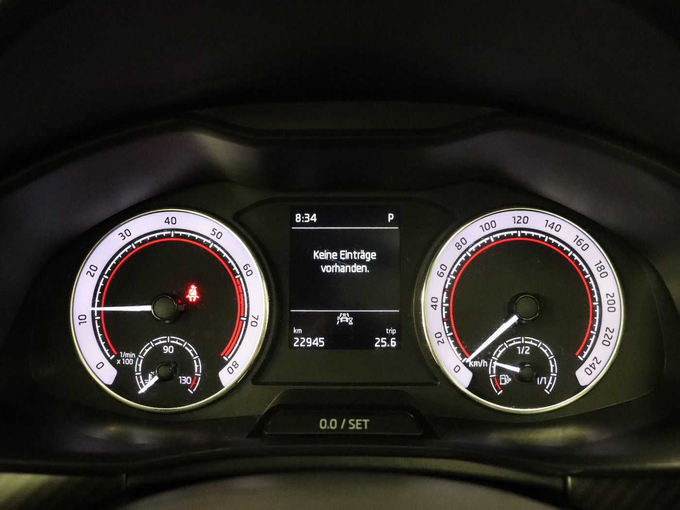 Fahrzeugabbildung SKODA Kamiq 1.5 TSI DSG Monte Carlo |Pano|LED|SpurH|LM