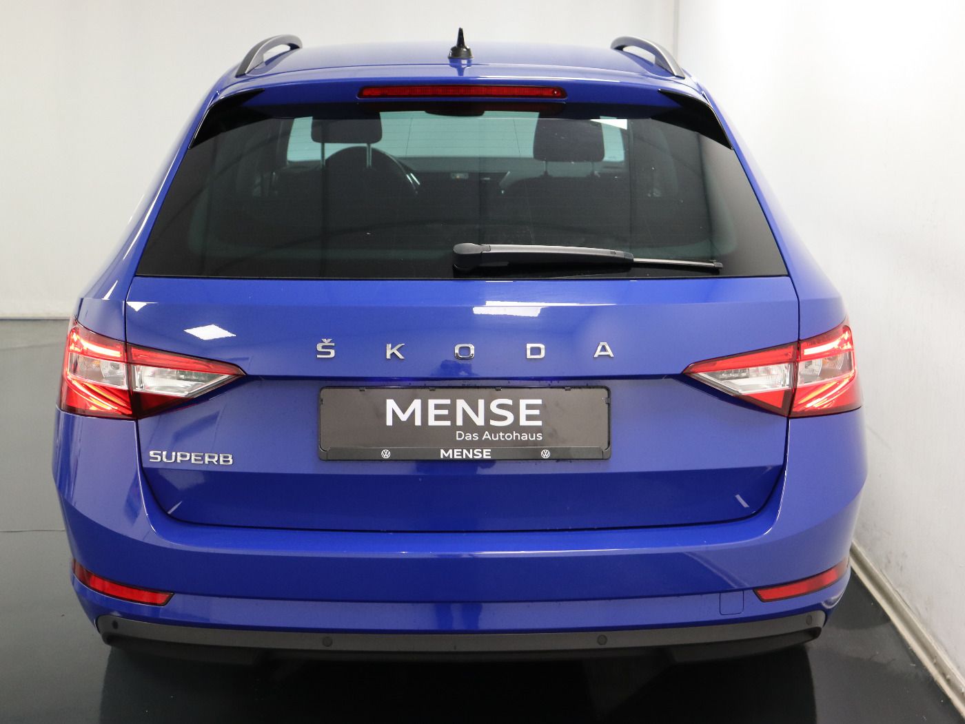 Fahrzeug autohaus mense Fahrzeugabbildung SKODA Superb Combi 1.5 TSI Ambition |ACC|SpurH|LM|Navi