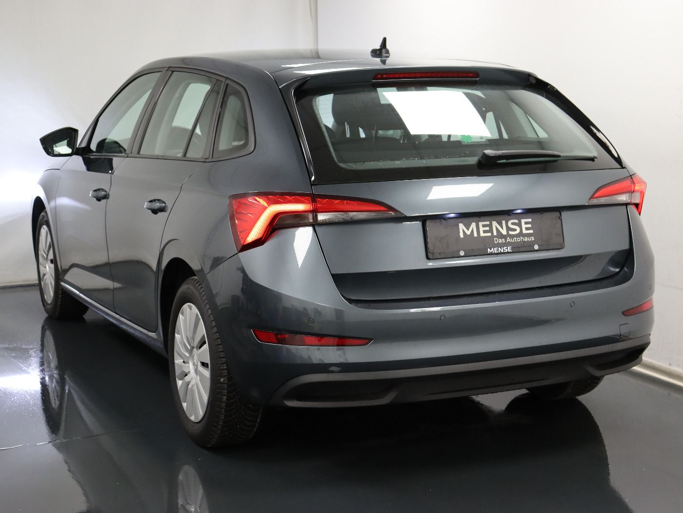 Fahrzeugabbildung SKODA Scala 1.0 TSI Active Cool Plus |W-Paket|PDC|FLA