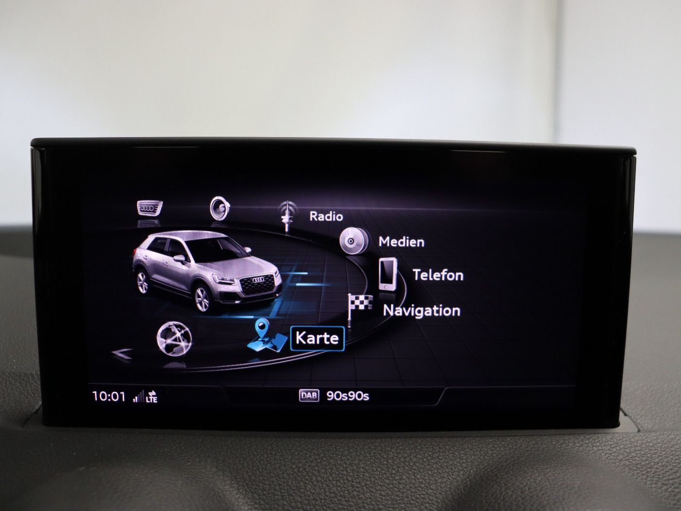Fahrzeugabbildung Audi Q2 30 TDI S tronic S line |ACC|FLA|CarPlay|LM