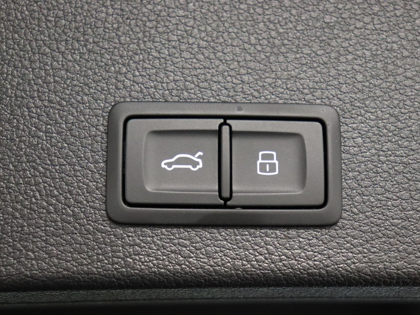 Fahrzeugabbildung Audi Q2 30 TDI S tronic S line |ACC|FLA|CarPlay|LM
