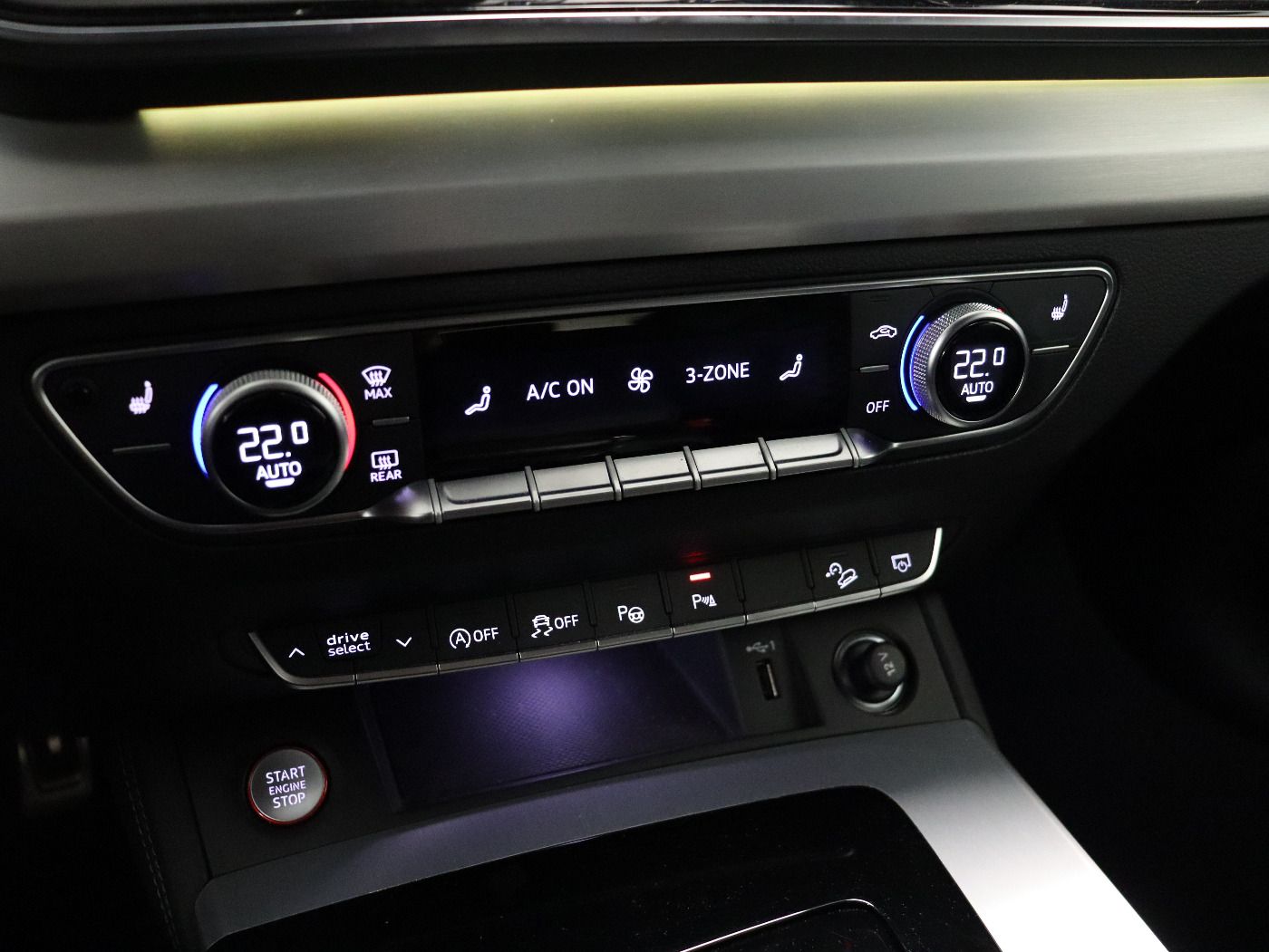 Fahrzeugabbildung Audi SQ5 3.0 TDI quattro tiptronic |Matrix|Luft|HUD