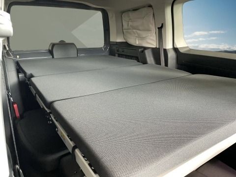 Fahrzeugabbildung Volkswagen VW Caddy California 2.0 l TDI EU6 75 kW 6-Gang