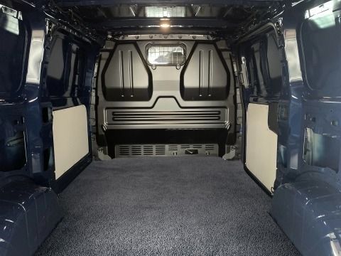 Fahrzeugabbildung Volkswagen NFZ VW e-Transporter Kasten BEV 100 kW 64 kWh