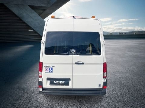 Fahrzeugabbildung Volkswagen Crafter Kombi Rollstuhlrampe |STH|CarPlay