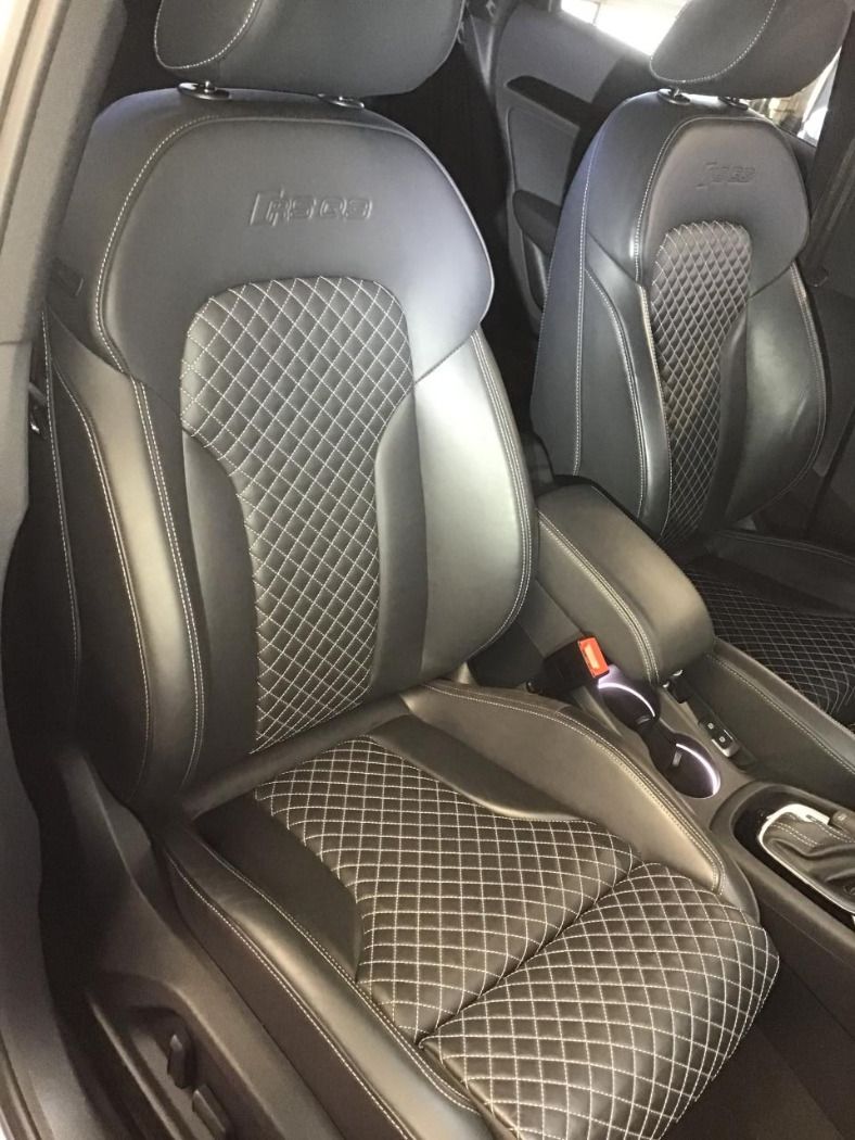 Fahrzeugabbildung Audi RS Q3 2.5 TFSI quattro tiptronic |SD|FLA|LM|PDC