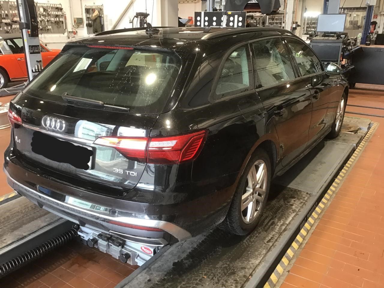 Fahrzeugabbildung Audi A4 Avant 35 TDI S tronic S line |FLA|ACC|CarPlay