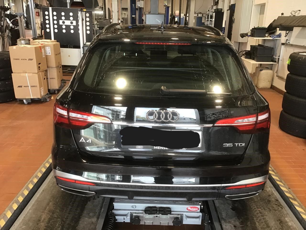 Fahrzeugabbildung Audi A4 Avant 35 TDI S tronic S line |FLA|ACC|CarPlay