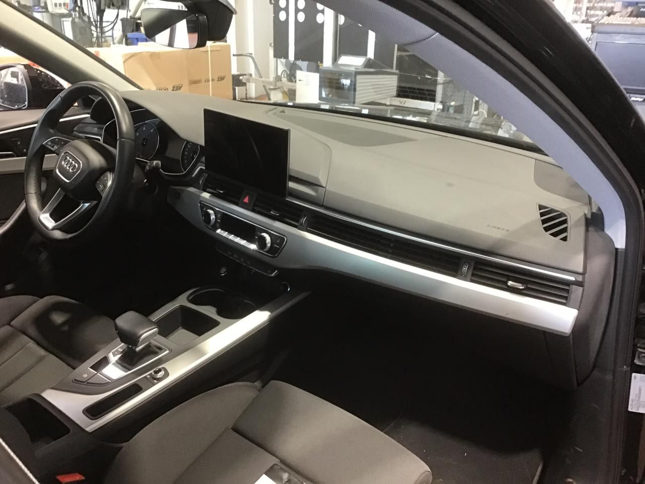 Fahrzeugabbildung Audi A4 Avant 35 TDI S tronic S line |FLA|ACC|CarPlay