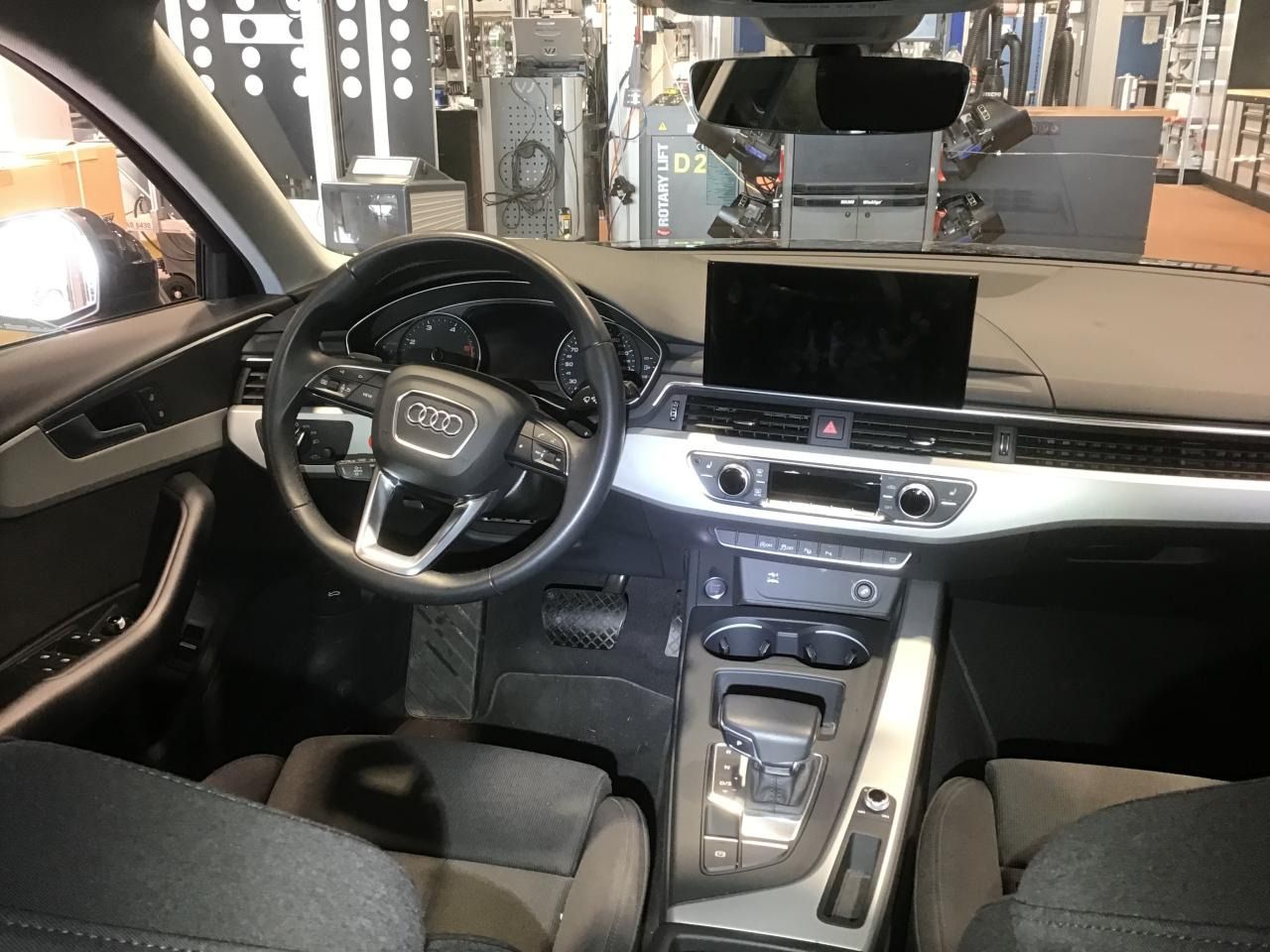 Fahrzeugabbildung Audi A4 Avant 35 TDI S tronic S line |FLA|ACC|CarPlay
