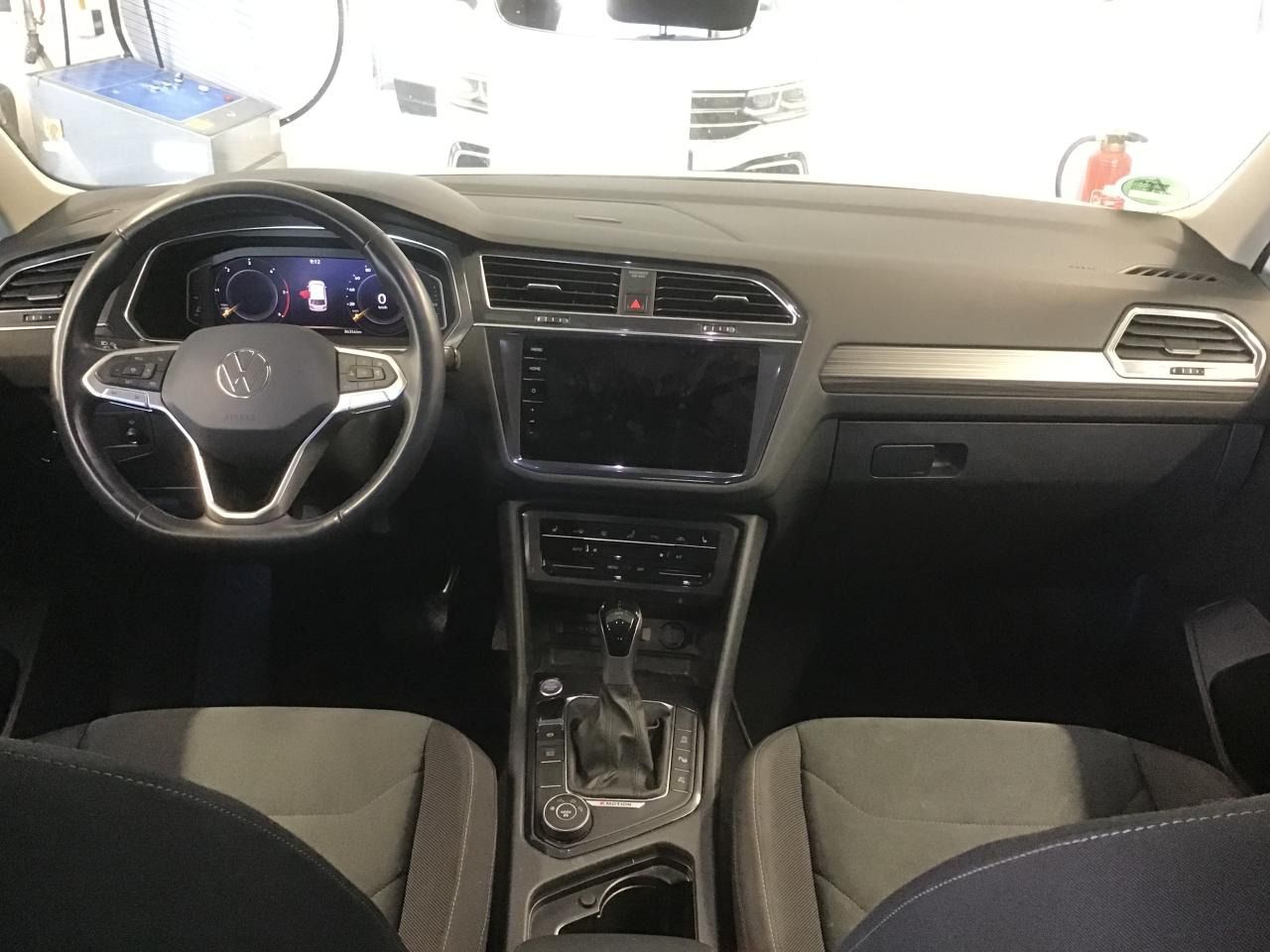 Fahrzeugabbildung Volkswagen Tiguan Allspace 2.0 TDI 4 Motion DSG Elegance