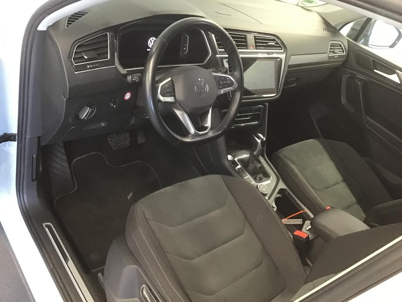 Fahrzeugabbildung Volkswagen Tiguan Allspace 2.0 TDI 4 Motion DSG Elegance