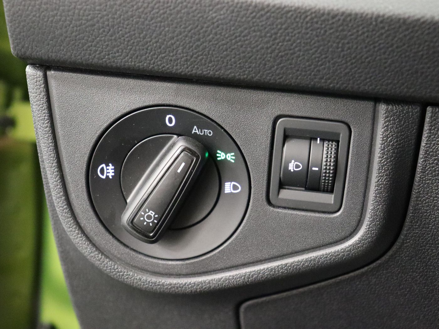 Fahrzeugabbildung Volkswagen Taigo 1.0 TSI |VirtualCP|CarPlay|SHZG|LaneAss