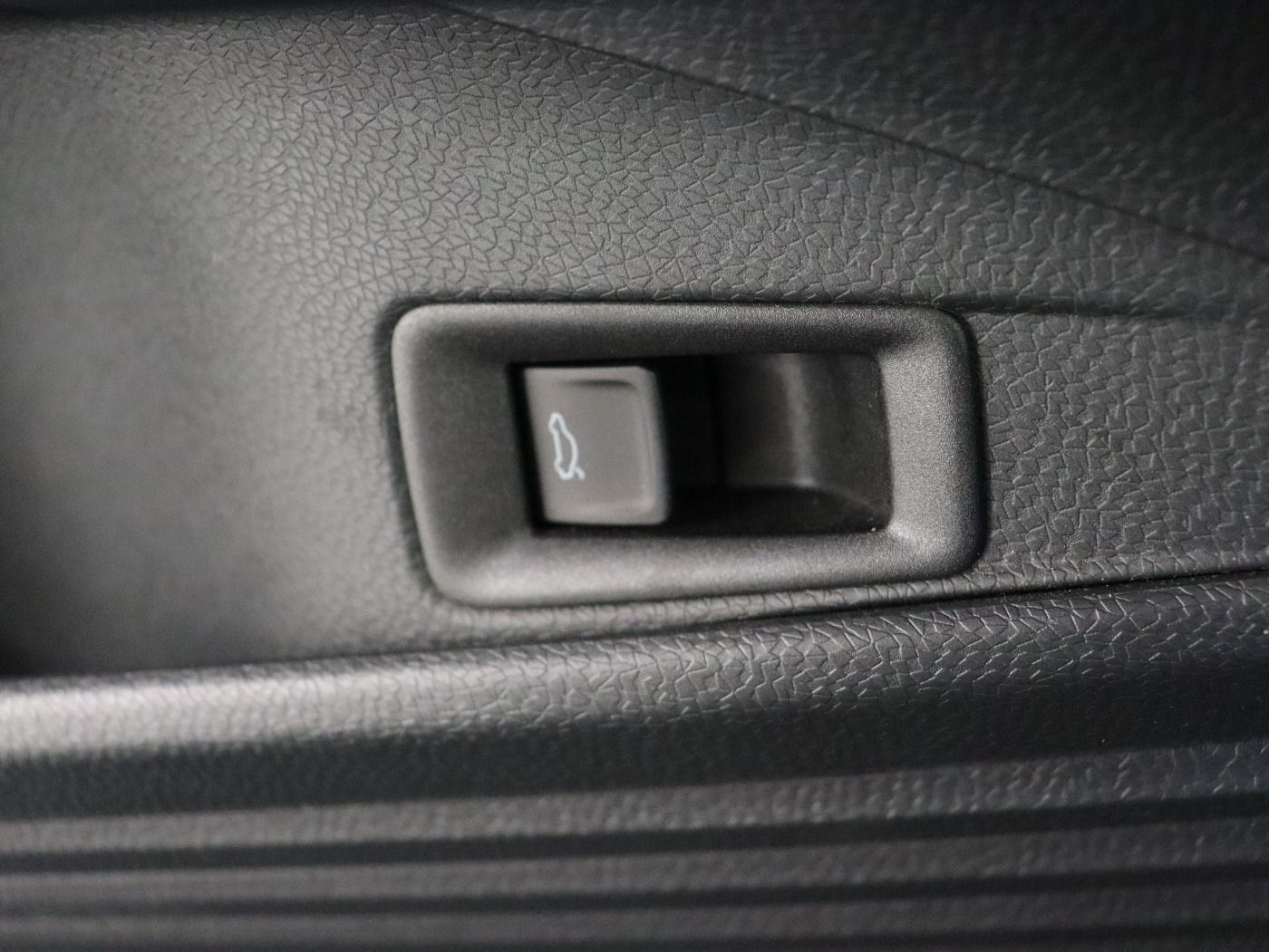 Fahrzeugabbildung Volkswagen ID.4 Pro Move |AHK|CarPlay|el.Heck|LED|KlimaA|LM