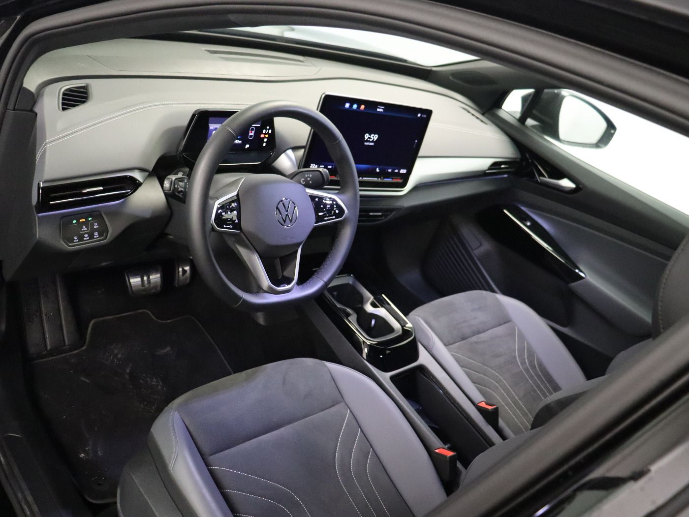 Fahrzeugabbildung Volkswagen ID.4 Pro Move |AHK|CarPlay|el.Heck|LED|KlimaA|LM