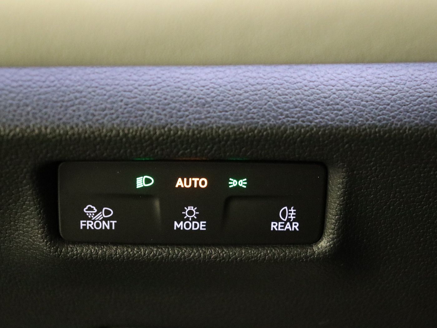 Fahrzeugabbildung Volkswagen Tiguan 2.0TDI DSG Elegance |AHK|Matrix|4xSHZG|LM