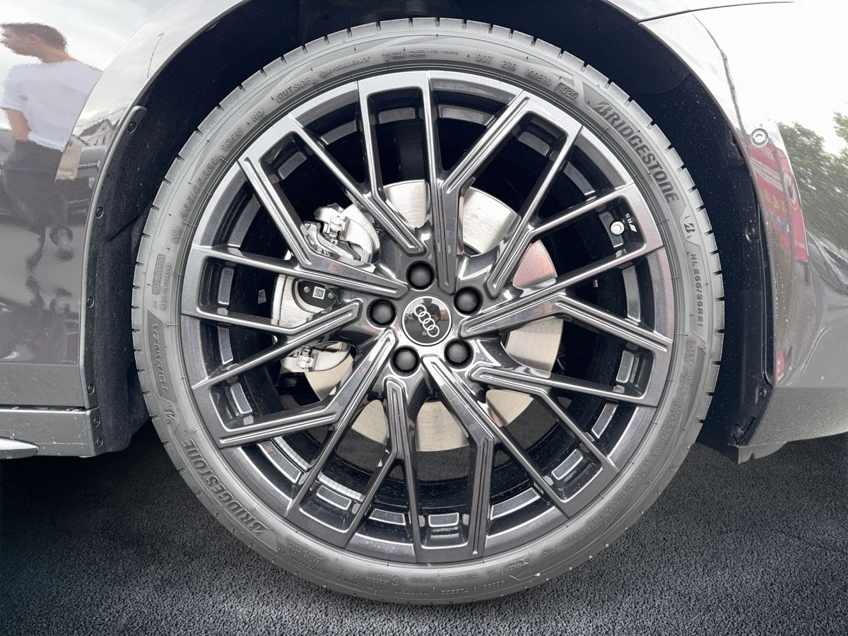 Fahrzeugabbildung Audi A6 Avant TDI quattro 150 kW S tronic |Luft|AHK