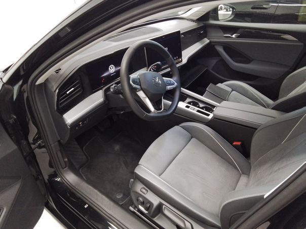 Fahrzeugabbildung Volkswagen Passat Variant 1.5 eTSI eHybrid DSG |Matrix|ACC