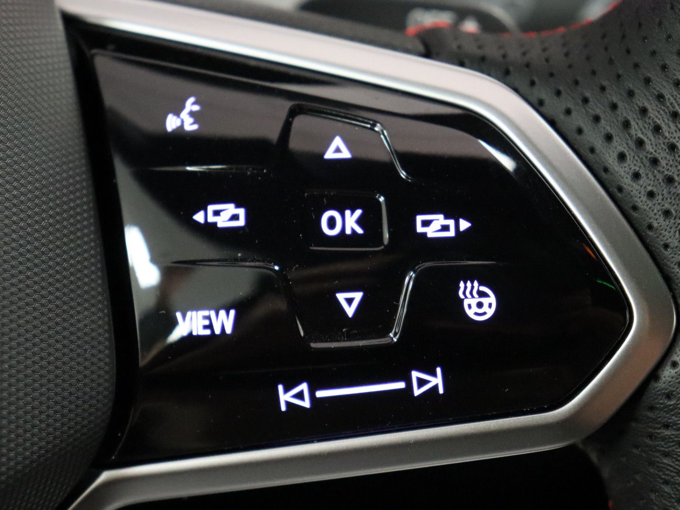 Fahrzeugabbildung Volkswagen Golf GTI 2.0 TSI DSG |FLA|CarPlay|SpurH|LED|LM
