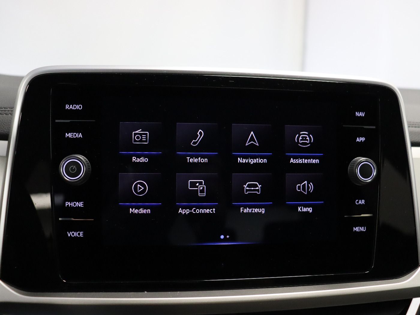 Fahrzeugabbildung Volkswagen T-Roc 1.0 TSI Move |FLA|ACC|VirtualCP|CarPlay|LM
