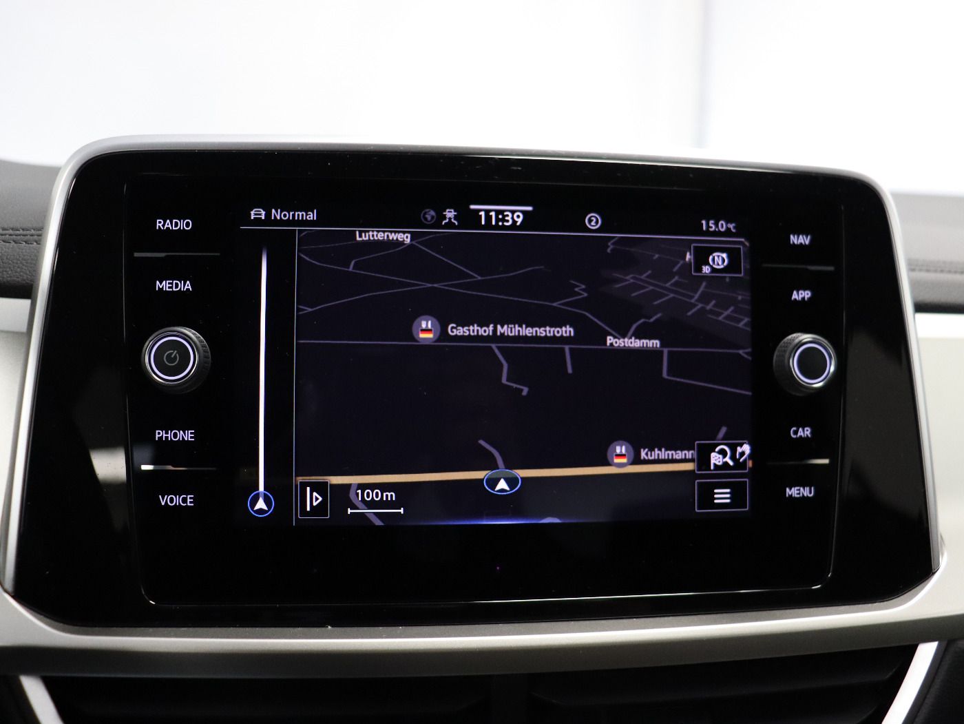 Fahrzeugabbildung Volkswagen T-Roc 1.0 TSI Move |FLA|ACC|VirtualCP|CarPlay|LM