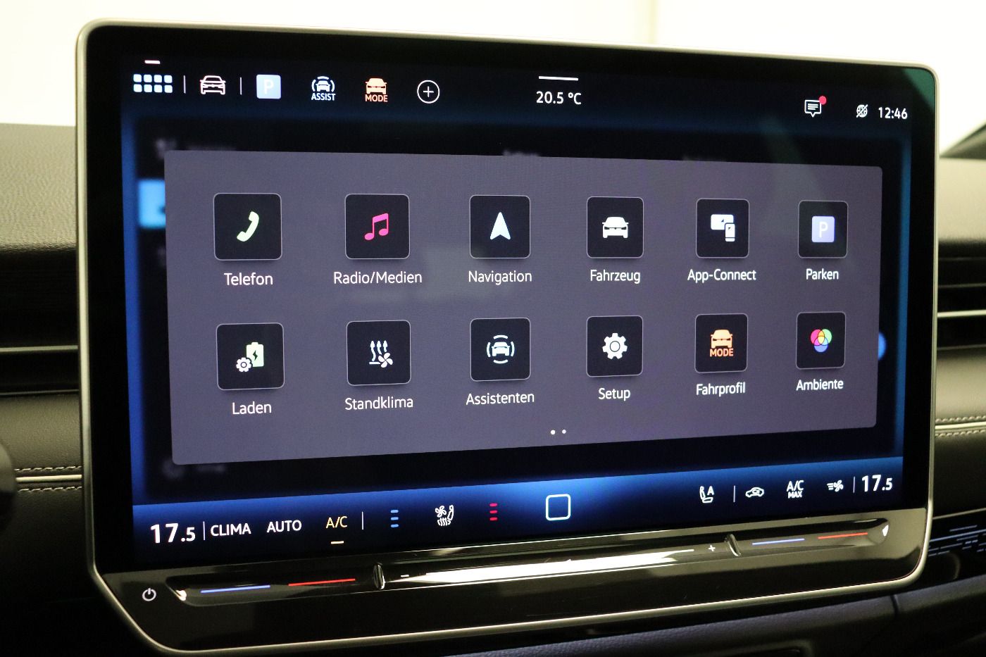 Fahrzeug autohaus mense Fahrzeugabbildung Volkswagen ID.7 Tourer Pro |AHK|Pano|4xSHZG|Massage|Navi|LM