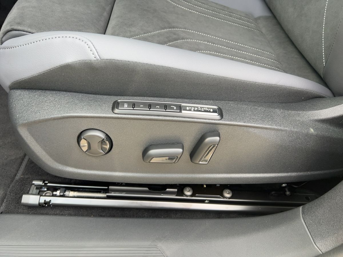 Fahrzeugabbildung Volkswagen ID.5 Pro GOAL 77 kWh AHK IQ.Light 360° Wärmepump