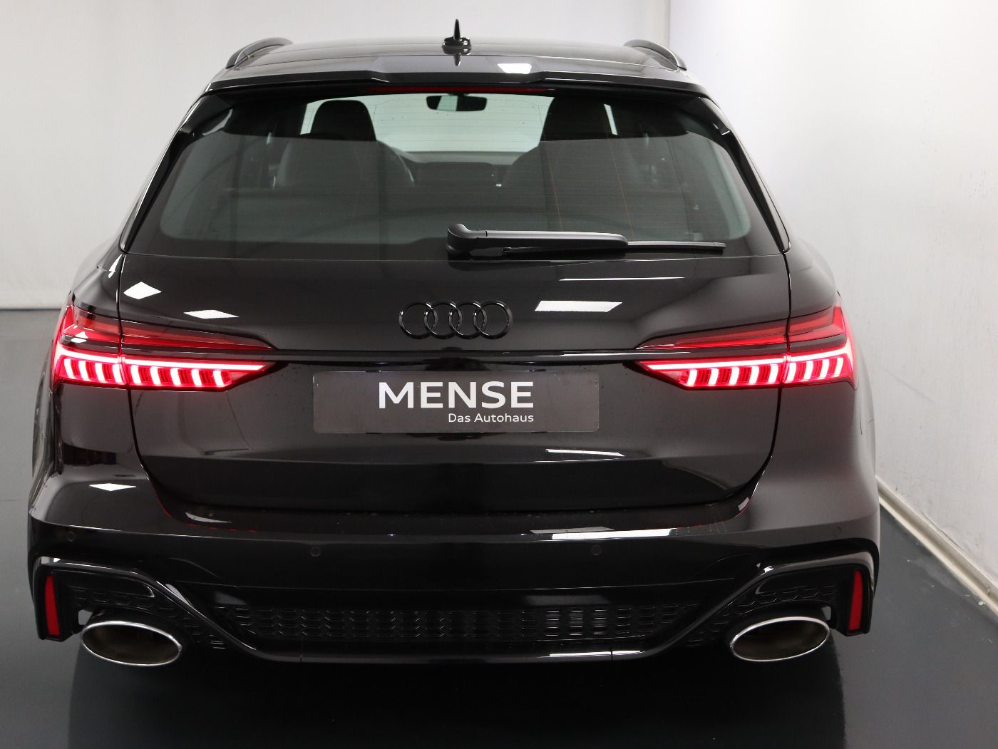 Fahrzeugabbildung Audi RS 6 Avant 4.0 TFSI Quattro tiptronic performanc