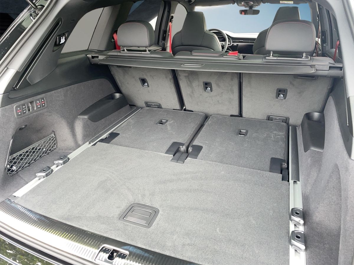 Fahrzeugabbildung Audi Q7 SUV 50 TDI S line HD Matrix|7-Sitze|AHK