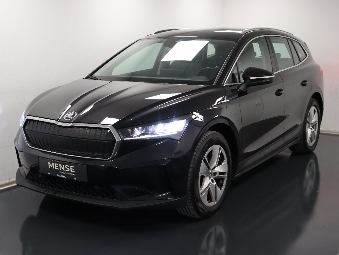 Fahrzeugabbildung SKODA Enyaq |AHK|FLA|ACC|elSitz|Navi|W-Paket|LaneAss