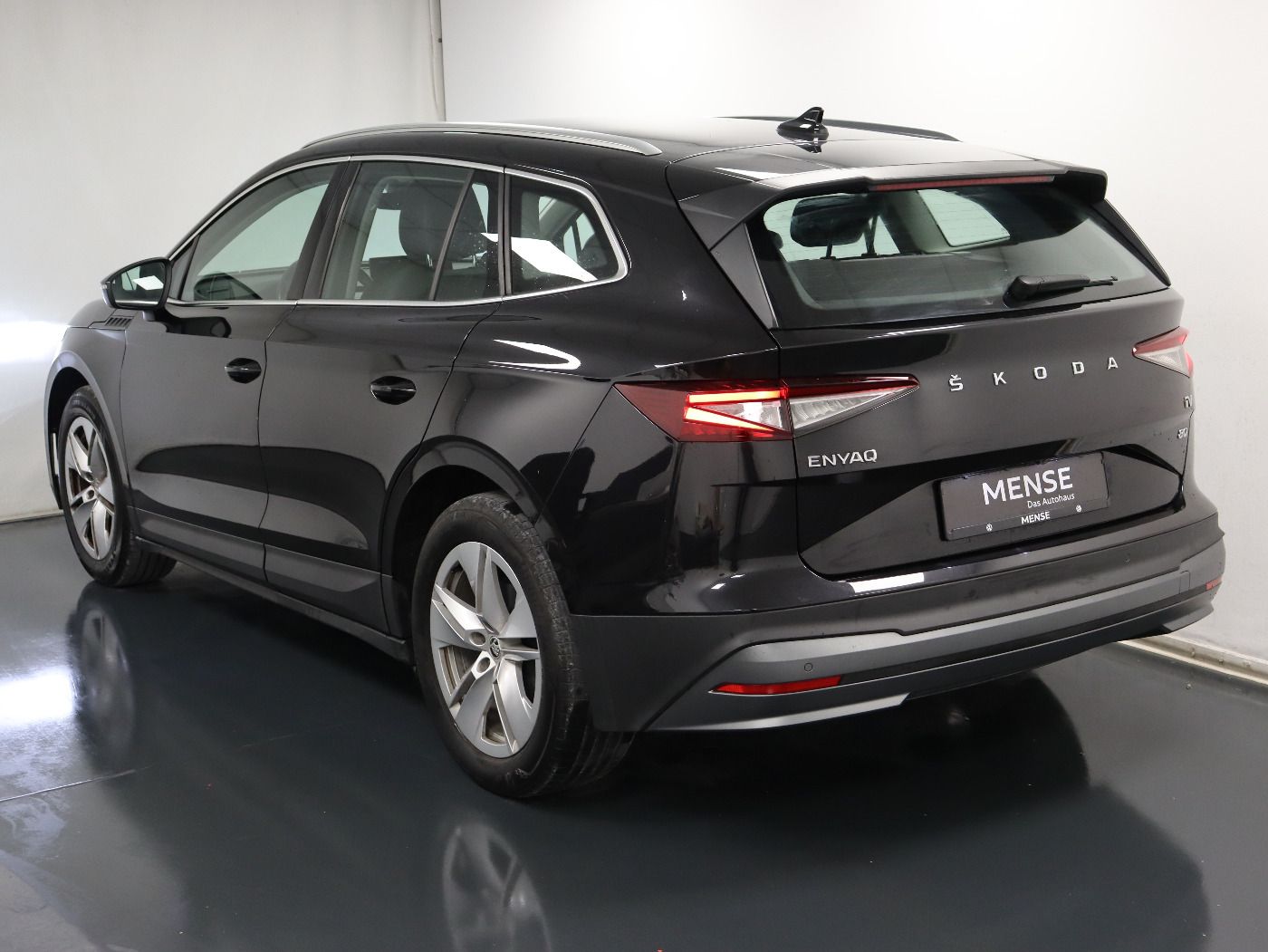 Fahrzeugabbildung SKODA Enyaq |AHK|FLA|ACC|elSitz|Navi|W-Paket|LaneAss