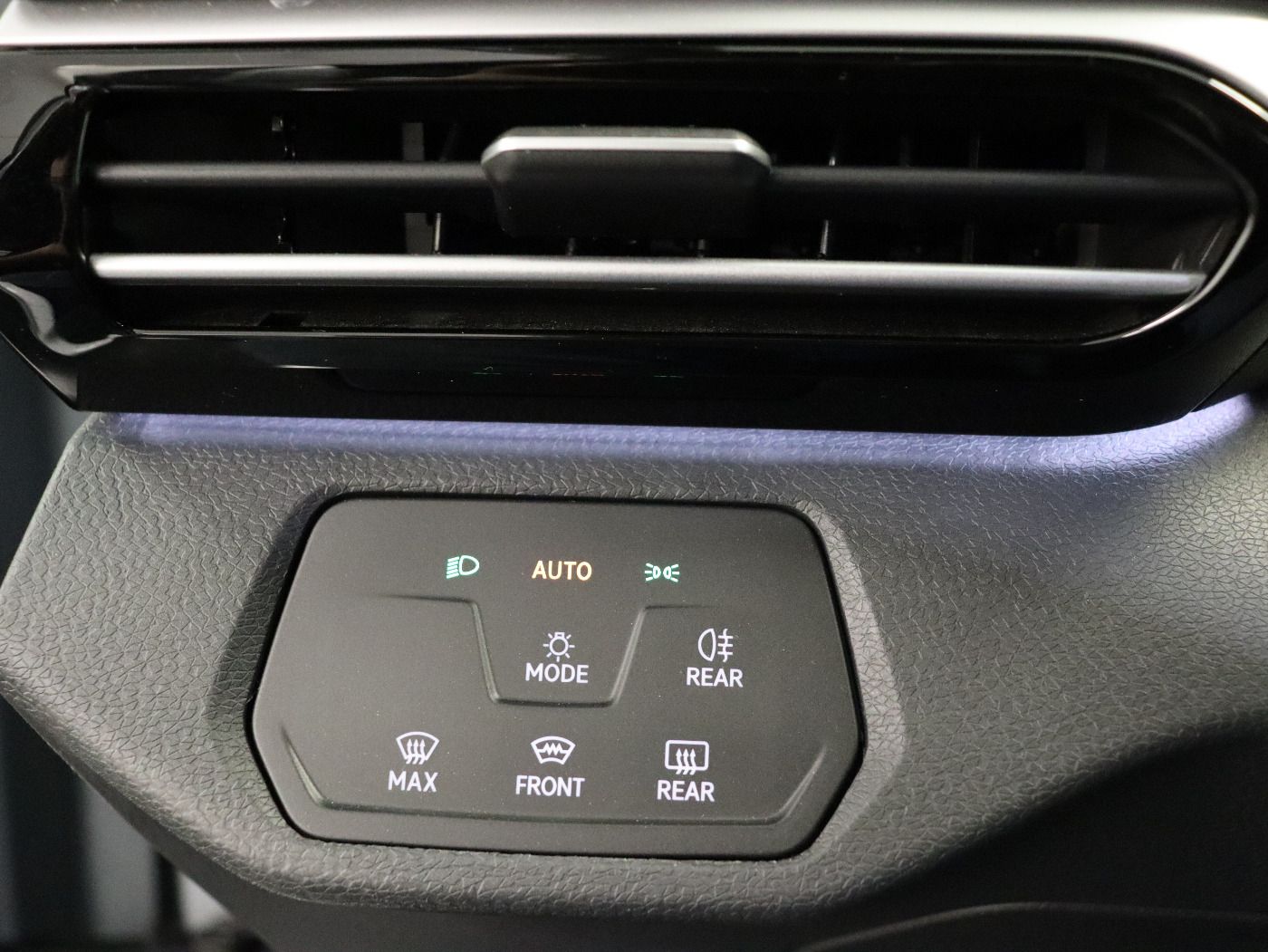 Fahrzeugabbildung Volkswagen ID.4 Pro Move |AHK|WPumpe|CarPlay|SpurH|el.Heck