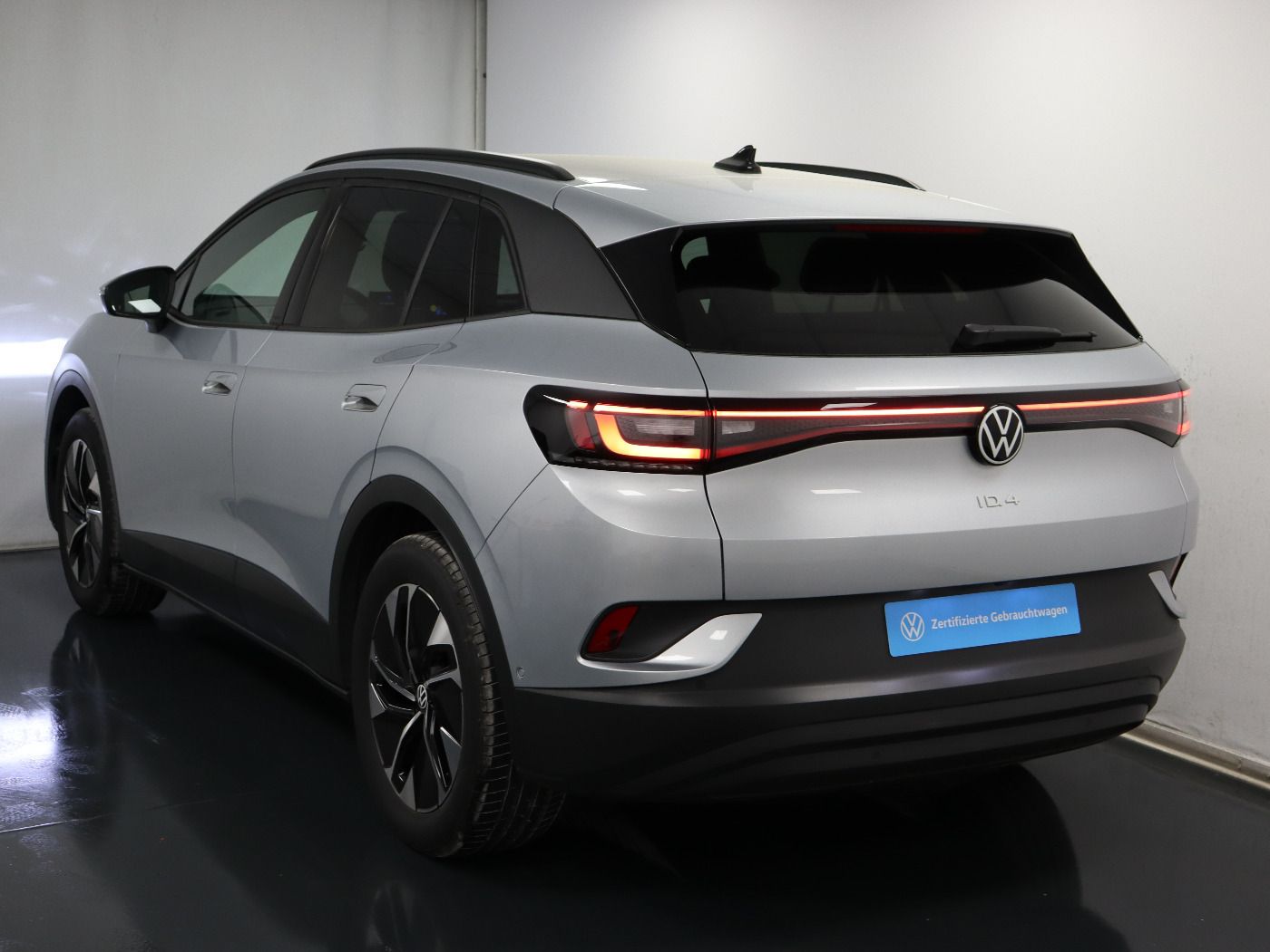 Fahrzeugabbildung Volkswagen ID.4 Pro Move |AHK|WPumpe|CarPlay|SpurH|el.Heck