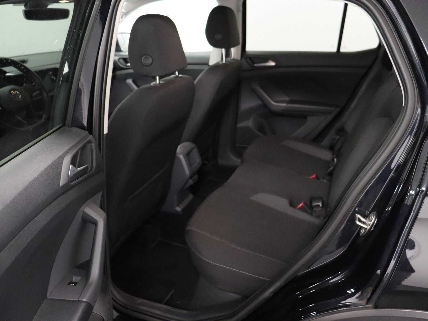 Fahrzeugabbildung Volkswagen T-Cross 1.0 TSI Life Navi BlindSpot FrontAssist