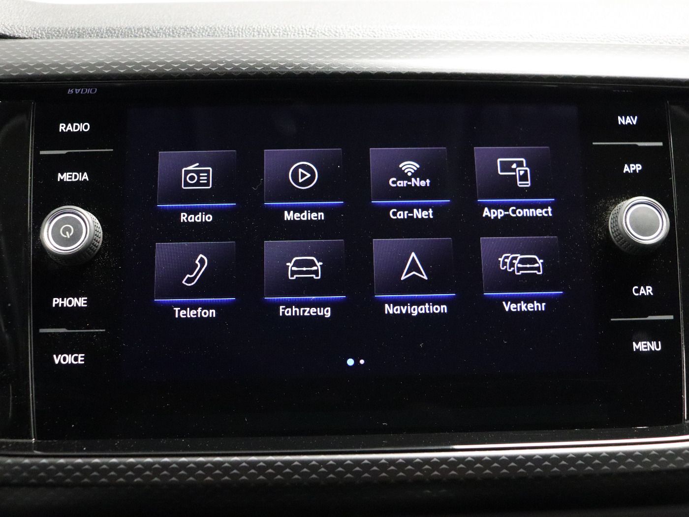 Fahrzeugabbildung Volkswagen T-Cross 1.0 TSI Life Navi BlindSpot FrontAssist