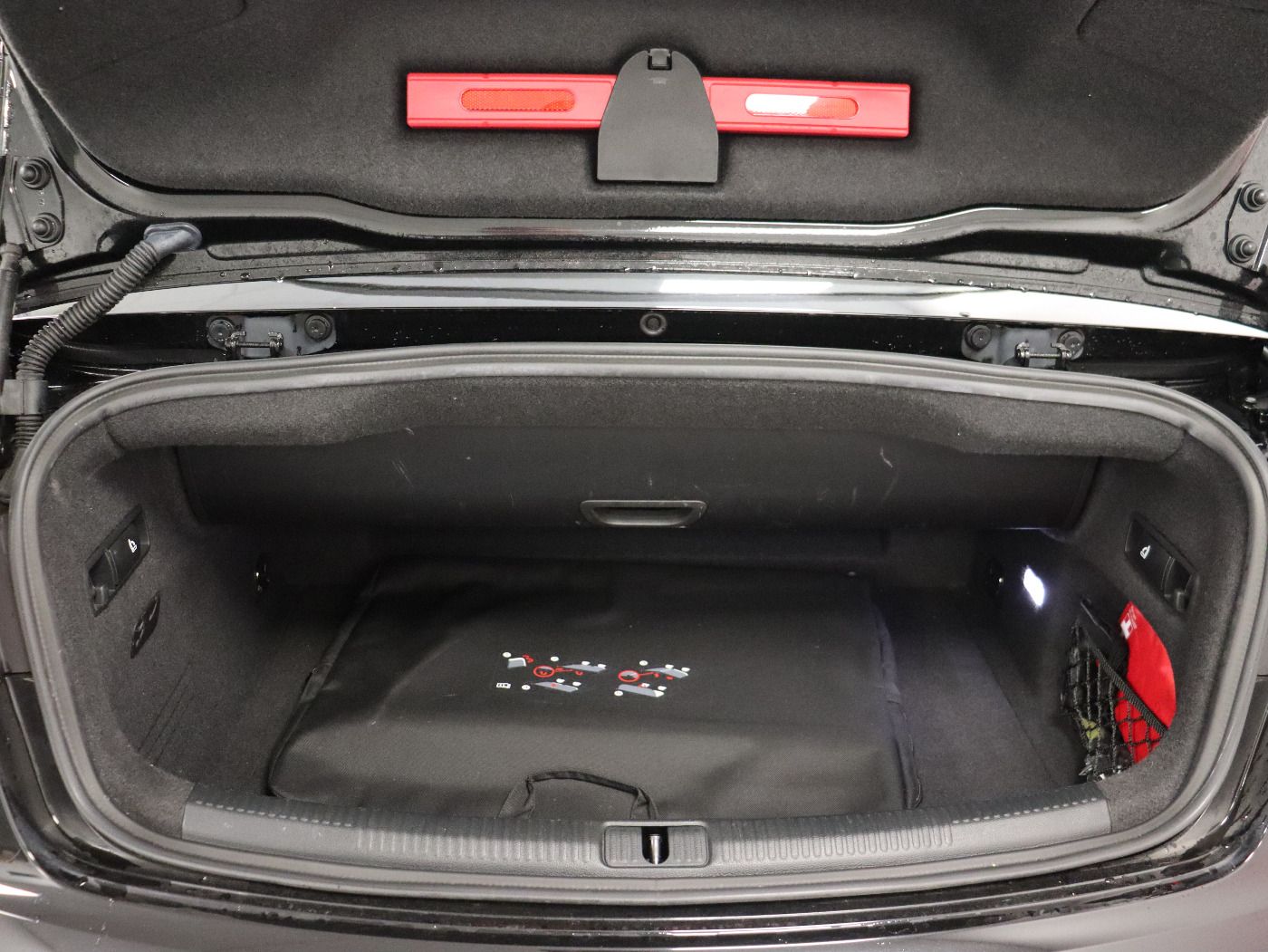 Fahrzeugabbildung Audi A3 Cabriolet 40TFSI quattro S-Line |Matrix|LM