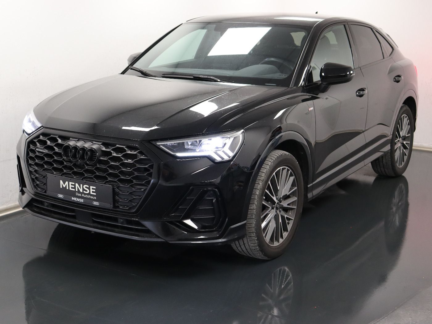 Fahrzeugabbildung Audi Q3 Sportback 45 TFSI quattro S tronic S-Line |LM